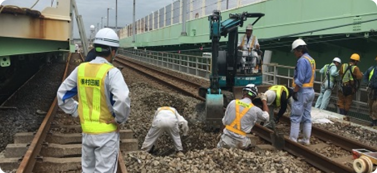 台風21号関西国際空港連絡橋損傷に伴う鉄道緊急復旧工事